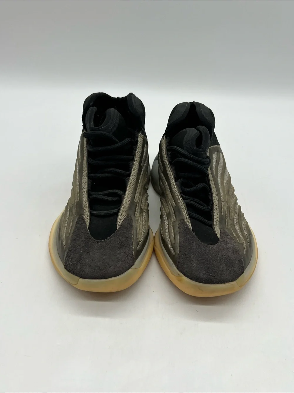 Adidas Yeezy Mens Size 6 Quantum QNTM Barium Gray Black Fashion Sneaker H68771